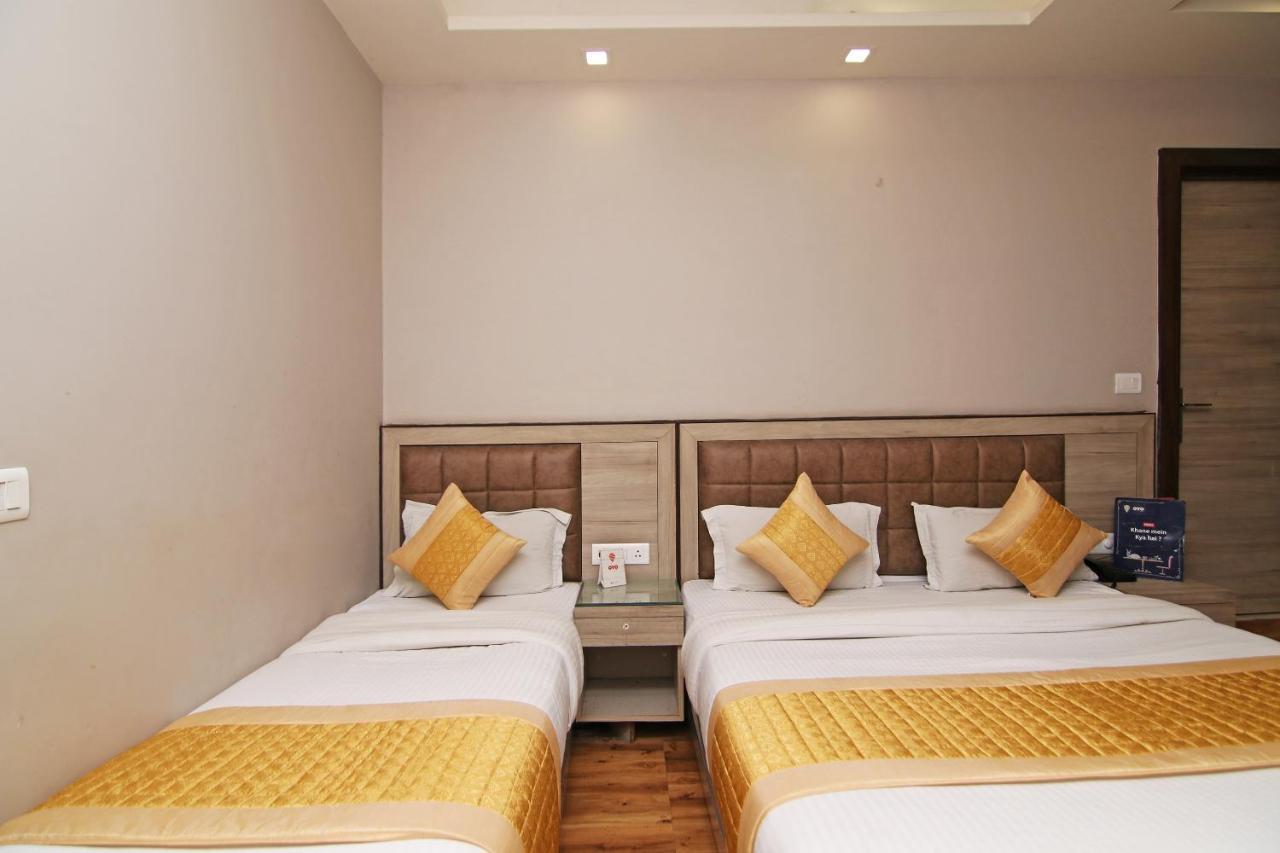 Oyo 23603 Hotel Merry Gold นิวเดลี ภายนอก รูปภาพ