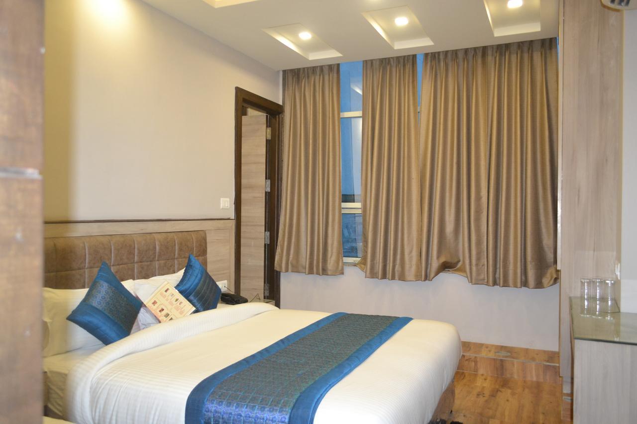 Hotel Merry Gold นิวเดลี ภายนอก รูปภาพ