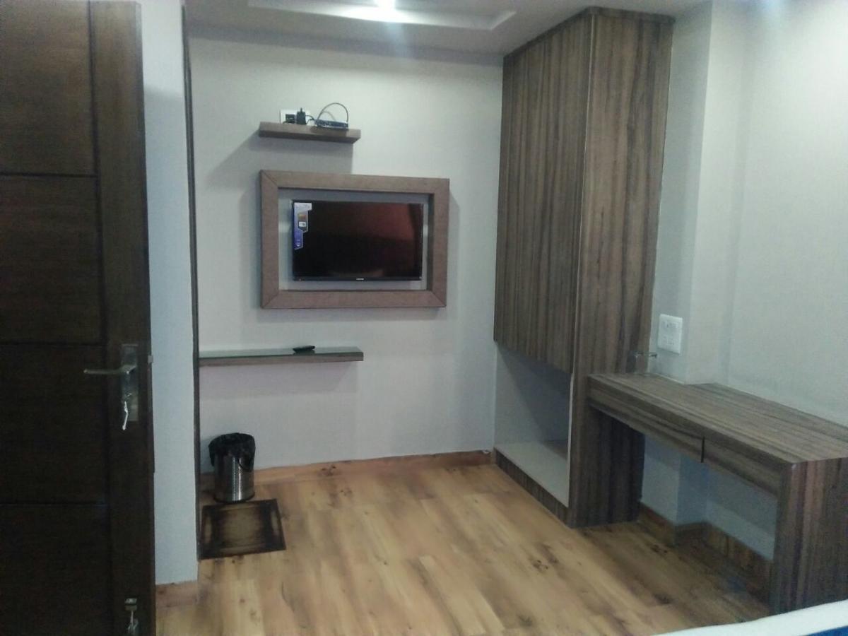 Hotel Merry Gold นิวเดลี ภายนอก รูปภาพ